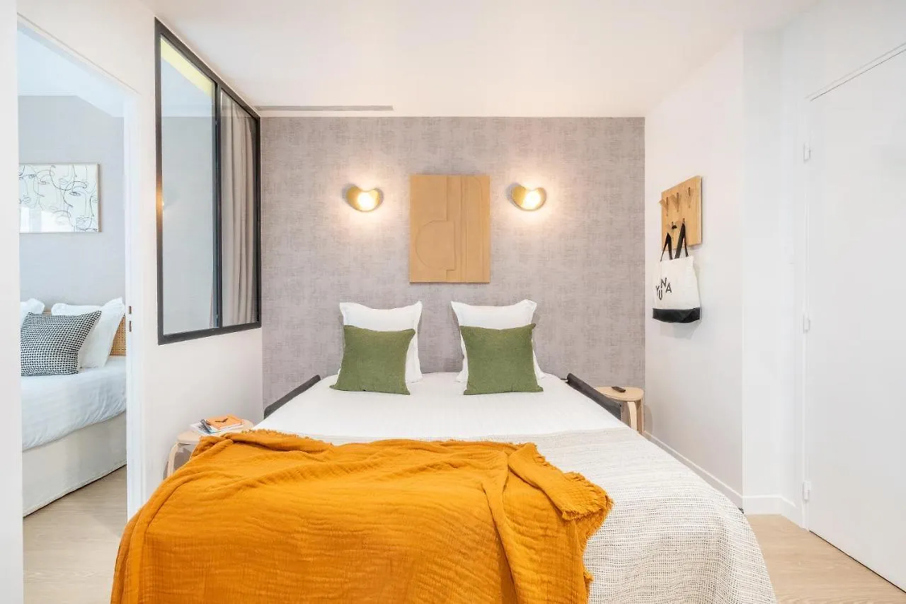 Yuna Les Halles - Serviced Apartments Париж